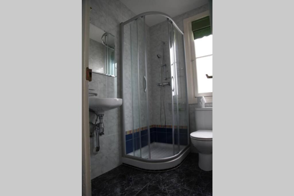 Apartamento Journalist San Sebastian Bagian luar foto